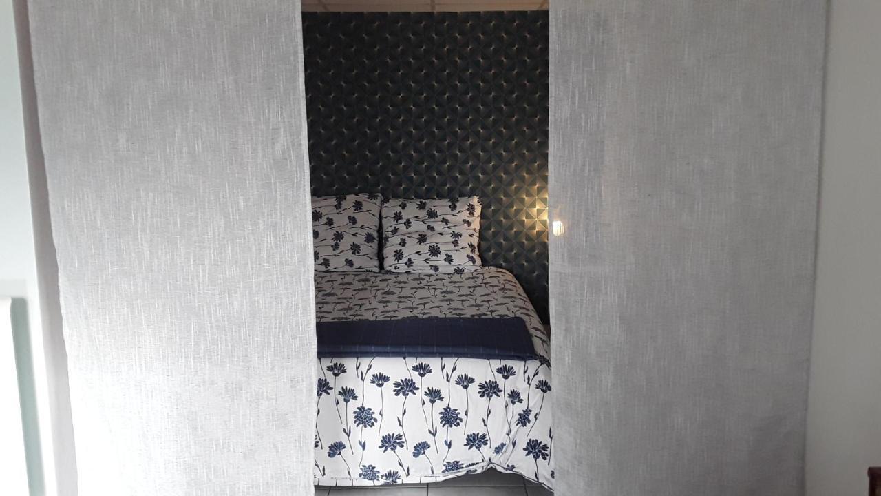 Suite Hauteurs De Vichy Creuzier-le-Vieux ภายนอก รูปภาพ